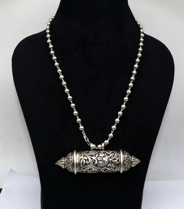 TRIBAL ORNAMENTS Necklaces 925 Sterling silver handmade Nakshai design pendant amulet mantra box pendant with beaded necklace tribal ethnic cultural jewelry set605