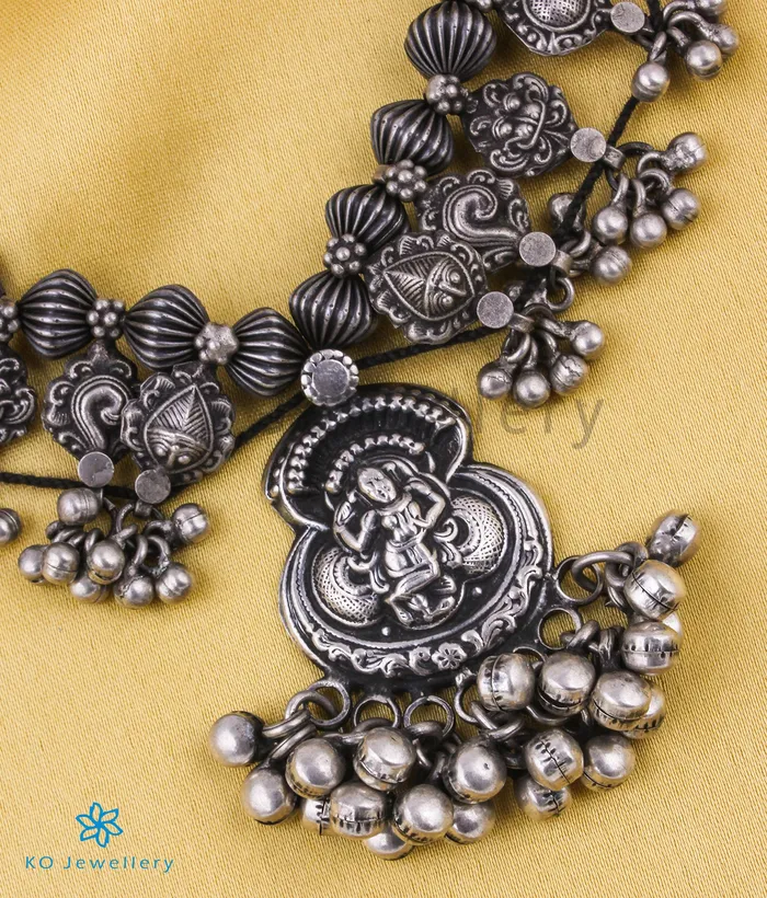 Kolhapur Necklaces The Shalmali Silver Kolhapuri Saaj Necklace