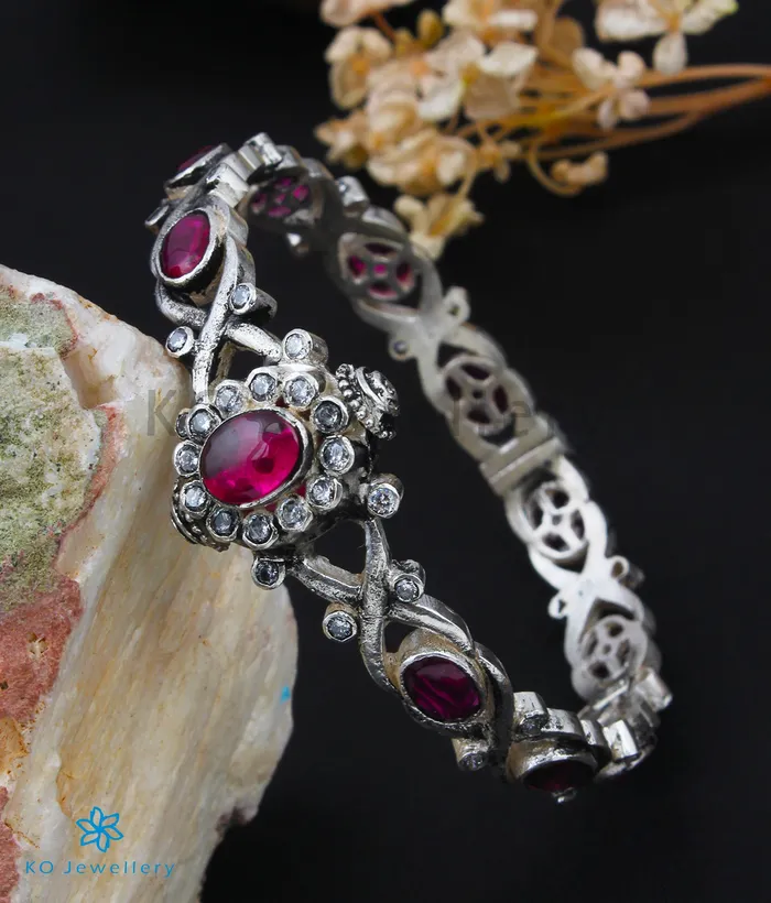 The Akriti Silver Kemp Bracelet RedOxidisedSize22242628 Silversmith Bracelets