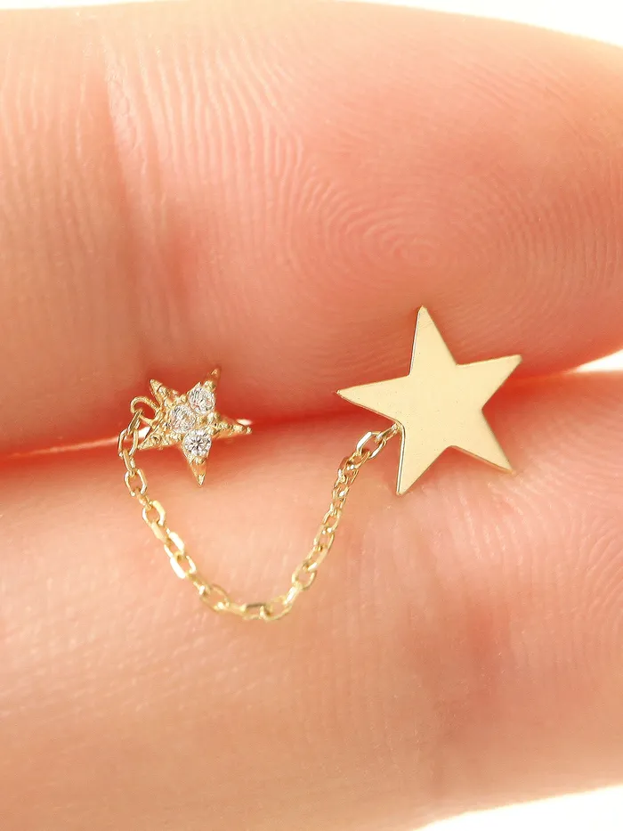 MinimalBijoux Earrings 14K gold Double Star layered cartilage earring 20g